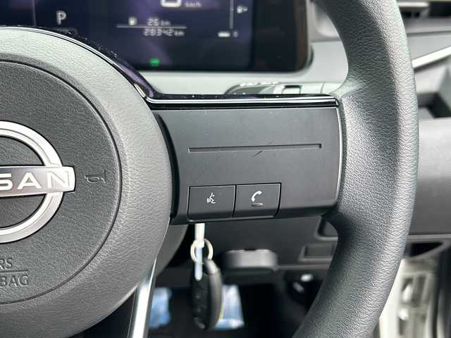 日産 ノート X 千葉県 2022(令4)年 2.9万km ピュアホワイトパール ナビ　アラウンドビューモニター　ＴＶ　Ｂｔ　ＵＳＢ　ＥＴＣ　前方ドラレコ　デジタルルームミラー　前後コーナーセンサー　衝突軽減システム　スマートキー　電動格納ミラー　フォグライト　ＬＥＤライト