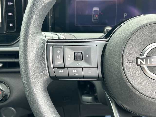 日産 ノート X 千葉県 2022(令4)年 2.9万km ピュアホワイトパール ナビ　アラウンドビューモニター　ＴＶ　Ｂｔ　ＵＳＢ　ＥＴＣ　前方ドラレコ　デジタルルームミラー　前後コーナーセンサー　衝突軽減システム　スマートキー　電動格納ミラー　フォグライト　ＬＥＤライト