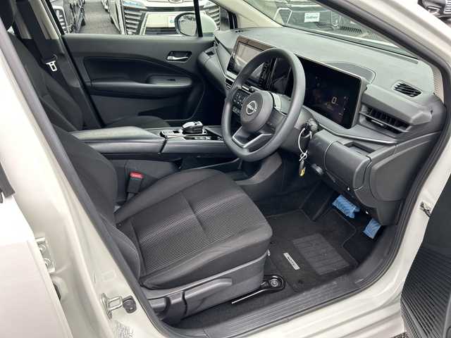 日産 ノート X 千葉県 2022(令4)年 2.9万km ピュアホワイトパール ナビ　アラウンドビューモニター　ＴＶ　Ｂｔ　ＵＳＢ　ＥＴＣ　前方ドラレコ　デジタルルームミラー　前後コーナーセンサー　衝突軽減システム　スマートキー　電動格納ミラー　フォグライト　ＬＥＤライト