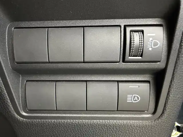 トヨタ ヤリスクロス ハイブリッド G 愛知県 2022(令4)年 4.3万km ブラックM 純正8.8インチディスプレイオーディオナビ/・フルセグTV/・Bluetooth/・AppleCarPlay/・AndroidAuto/・Miracast/・AM/FM/・USB/パノラミックビューモニター/・トヨタセーフティセンス/・プリクラッシュセーフティ/・レーダークルーズコントロール/・レーントレーシングアシスト/・オートマチックハイビーム/前方ドライブレコーダー/純正16インチアルミホイール/LEDヘッドライト/オートライト/ETC2.0/スマートキー