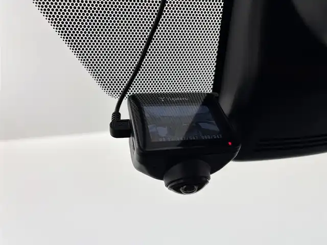 トヨタ ヤリスクロス ハイブリッド G 愛知県 2022(令4)年 4.3万km ブラックM 純正8.8インチディスプレイオーディオナビ/・フルセグTV/・Bluetooth/・AppleCarPlay/・AndroidAuto/・Miracast/・AM/FM/・USB/パノラミックビューモニター/・トヨタセーフティセンス/・プリクラッシュセーフティ/・レーダークルーズコントロール/・レーントレーシングアシスト/・オートマチックハイビーム/前方ドライブレコーダー/純正16インチアルミホイール/LEDヘッドライト/オートライト/ETC2.0/スマートキー