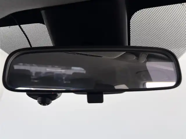 トヨタ ヤリスクロス ハイブリッド G 愛知県 2022(令4)年 4.3万km ブラックM 純正8.8インチディスプレイオーディオナビ/・フルセグTV/・Bluetooth/・AppleCarPlay/・AndroidAuto/・Miracast/・AM/FM/・USB/パノラミックビューモニター/・トヨタセーフティセンス/・プリクラッシュセーフティ/・レーダークルーズコントロール/・レーントレーシングアシスト/・オートマチックハイビーム/前方ドライブレコーダー/純正16インチアルミホイール/LEDヘッドライト/オートライト/ETC2.0/スマートキー