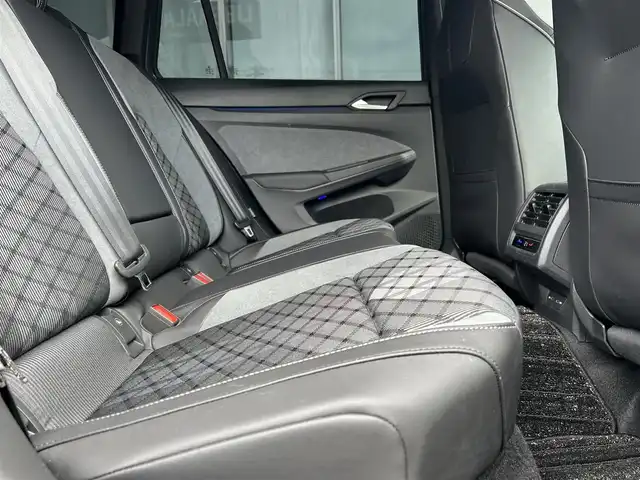 フォルクスワーゲン ＶＷ ゴルフ ヴァリアント TDI Rライン 高知県 2023(令5)年 3.4万km グレー ワンオーナー/バックカメラ/フルセグテレビ/横滑り防止/シートヒーター/ETC2.0/パドルシフト/パワーバックドア/パドルシフト/クルーズコントロール/オートライト/保証書/取り扱い説明書/スマートキー