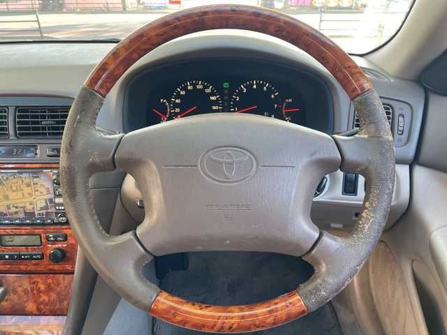 トヨタ ウィンダム コーチエディション 福岡県 2001(平13)年 10.9万km ホワイトパールクリスタルシャイン 純正ナビ/DISC/AM/FM/TAPE/ETC/電動格納ミラー/パワーシート（D)/ドラレコ付きルームミラー（前）