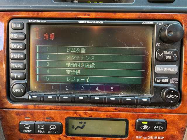 トヨタ ウィンダム コーチエディション 福岡県 2001(平13)年 10.9万km ホワイトパールクリスタルシャイン 純正ナビ/DISC/AM/FM/TAPE/ETC/電動格納ミラー/パワーシート（D)/ドラレコ付きルームミラー（前）