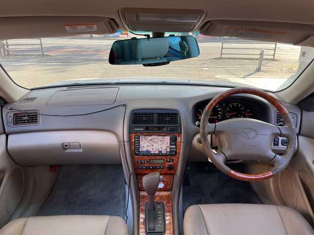 トヨタ ウィンダム コーチエディション 福岡県 2001(平13)年 10.9万km ホワイトパールクリスタルシャイン 純正ナビ/DISC/AM/FM/TAPE/ETC/電動格納ミラー/パワーシート（D)/ドラレコ付きルームミラー（前）