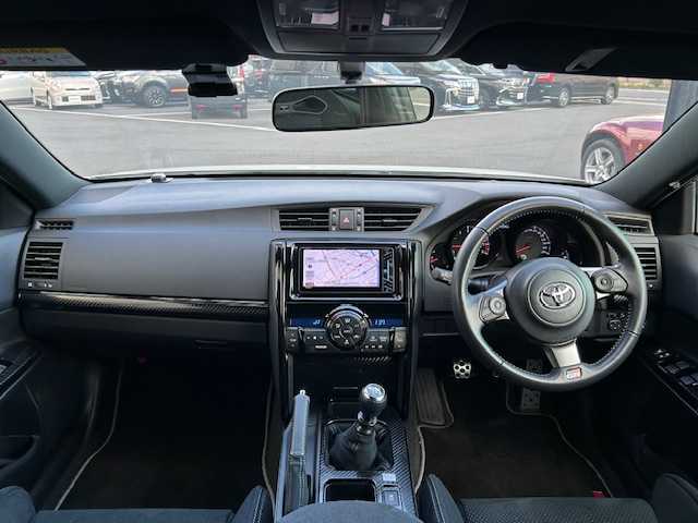 トヨタ マークＸ GRMN 宮城県 2019(令1)年 1.2万km ホワイトパールクリスタルシャイン 登録時走行距離１１７２５ｋｍ/プッシュスタート/寒冷地仕様/SPORTモードスイッチ/横滑り防止/ステアリングリモコン/パワーステアリング/パワーウインド/電格ミラー/LEDBEAMスイッチ/オートライト/AAC/ドラレコ(前)/ETC/純正フロアマット/純正GRホワイトキャリパー/GR・MN専用チューニングサスペンション/LEDヘッドライト/タイヤ【ブリヂストン・ポテンザRE050A】19年製