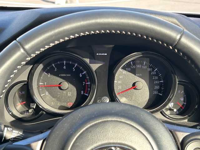 トヨタ マークＸ GRMN 宮城県 2019(令1)年 1.2万km ホワイトパールクリスタルシャイン 登録時走行距離１１７２５ｋｍ/プッシュスタート/寒冷地仕様/SPORTモードスイッチ/横滑り防止/ステアリングリモコン/パワーステアリング/パワーウインド/電格ミラー/LEDBEAMスイッチ/オートライト/AAC/ドラレコ(前)/ETC/純正フロアマット/純正GRホワイトキャリパー/GR・MN専用チューニングサスペンション/LEDヘッドライト/タイヤ【ブリヂストン・ポテンザRE050A】19年製