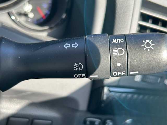 トヨタ マークＸ GRMN 宮城県 2019(令1)年 1.2万km ホワイトパールクリスタルシャイン 登録時走行距離１１７２５ｋｍ/プッシュスタート/寒冷地仕様/SPORTモードスイッチ/横滑り防止/ステアリングリモコン/パワーステアリング/パワーウインド/電格ミラー/LEDBEAMスイッチ/オートライト/AAC/ドラレコ(前)/ETC/純正フロアマット/純正GRホワイトキャリパー/GR・MN専用チューニングサスペンション/LEDヘッドライト/タイヤ【ブリヂストン・ポテンザRE050A】19年製