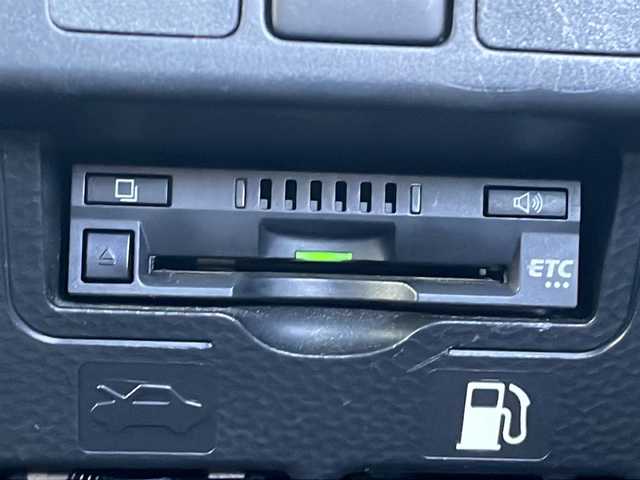 トヨタ ルーミー カスタムG 三重県 2018(平30)年 3.8万km パールホワイトⅢ 純正７型ナビ/バックカメラ/純正ドラレコ/ＥＴＣ/両側パワースライドドア/ステアリングスイッチ/クルーズコントロール/レーンキープアシスト/クリアランスソナー/衝突被害軽減システム/先行車発進告知/ＬＥＤオートライト/オートマチックハイビーム/電動格納ミラー/禁煙車