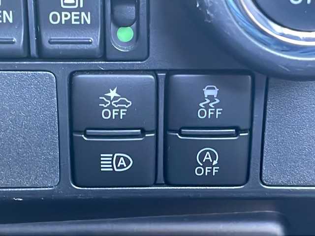 トヨタ ルーミー カスタムG 三重県 2018(平30)年 3.8万km パールホワイトⅢ 純正７型ナビ/バックカメラ/純正ドラレコ/ＥＴＣ/両側パワースライドドア/ステアリングスイッチ/クルーズコントロール/レーンキープアシスト/クリアランスソナー/衝突被害軽減システム/先行車発進告知/ＬＥＤオートライト/オートマチックハイビーム/電動格納ミラー/禁煙車