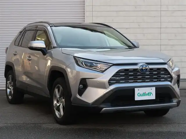 トヨタ ｒａｖ４ ハイブリッドg 黒革シートクルコンハンドルヒーターtvナビ 19年式 平成31 令和1年式 シルバーメタリック Id 中古車検索のガリバー