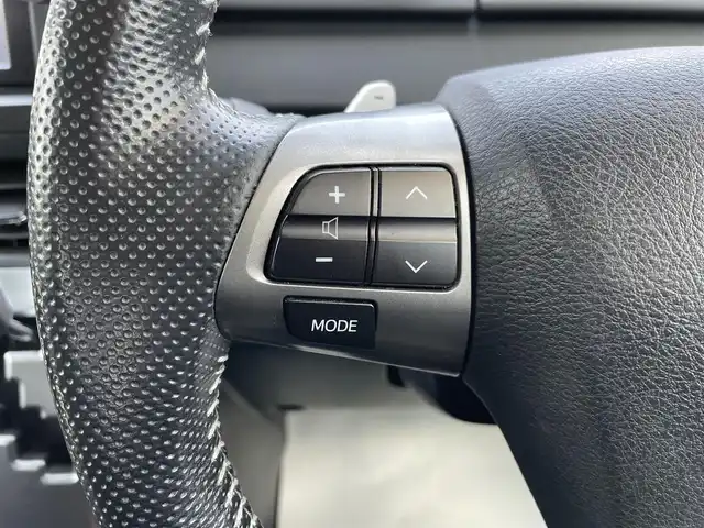 トヨタ ヴォクシー ZS 煌Ⅲ 千葉県 2013(平25)年 8.7万km ホワイトパールクリスタルシャイン ワンオーナー/純正SDナビ【NSZT-W62G】/・CD/DVD/MSV/Bluetooth/フルセグTV/純正フリップダウンモニター/バックカメラ/両後パワースライドドア/スマートキー/純正キセノンヘッドライト/フォグランプ/パドルシフト/ビルトインETC/本革巻きステアリング/ドアバイザー/純正16インチアルミホイール/新車時保証書＆取扱説明書