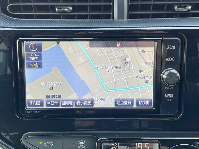 トヨタ アクア G 山口県 2018(平30)年 4.4万km スーパーホワイトⅡ 純正SDナビ【NSZT-W66T】/Bluetooth/フルセグテレビ/CD/DVD/バックカメラ/ビルトインETC/ドライブレコーダー/クルーズコントロール/純正フロアマット/純正15インチスチールホイール/ステアリングスイッチ/本革ステアリング/プッシュスタート/スマートキー/ドアバイザー/レーンキープアシスト/トヨタセーフティ