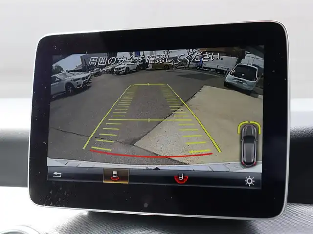 メルセデス・ベンツ ＧＬＡ２２０ 4マチック 長野県 2018(平30)年 3.5万km ポーラホワイト レーダーセーフティＰＫＧ　/黒革シート　/純正ナビＴＶ　/バックカメラ/ＣａｒＰｌａｙ　/ディストロニック　/衝突軽減ブレーキ　/ＬＫＡ　ＢＳＭ　/シートヒーター　/パワーバックドア　/キーレスゴー　/純正１８ＡＷ