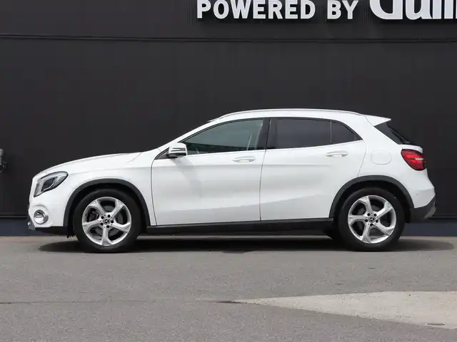 メルセデス・ベンツ ＧＬＡ２２０ 4マチック 長野県 2018(平30)年 3.5万km ポーラホワイト レーダーセーフティＰＫＧ　/黒革シート　/純正ナビＴＶ　/バックカメラ/ＣａｒＰｌａｙ　/ディストロニック　/衝突軽減ブレーキ　/ＬＫＡ　ＢＳＭ　/シートヒーター　/パワーバックドア　/キーレスゴー　/純正１８ＡＷ