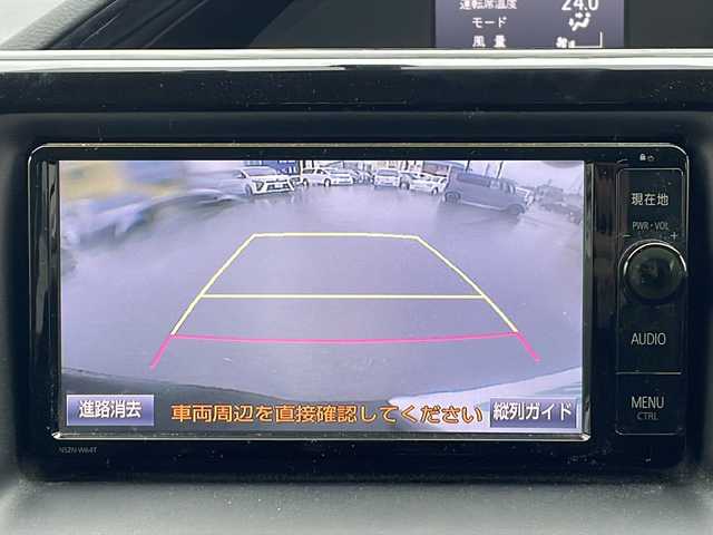 トヨタ エスクァイア Gi 三重県 2015(平27)年 11.6万km スパークリングブラックパールクリスタルシャイン 純正SDナビ/バックカメラ/衝突被害軽減システム/レザーシート/両側パワースライドドア/横滑り防止装置/ビルトインETC/アイドリングストップ/LEDヘッドライト/フォグランプ/オートライト/ウィンカーミラー/電動格納ミラー/純正15インチAW/シートヒーター/シートリフター/プッシュスタート/スマートキー/純正フロアマット/ドアバイザー/スペアキー