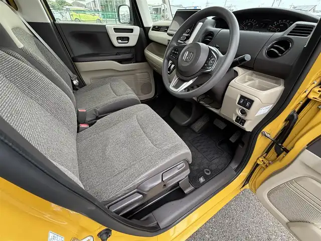 ホンダ Ｎ ＢＯＸ G EX ホンダセンシング 大分県 2017(平29)年 4.4万km 黄 ・純正ナビ(CD.DVD.SD.BT)/・HDMI/・AppleCarPlay/・フルセグテレビ/・バックカメラ/・レーダークルーズコントロール/・両側パワースライドドア/・ETC/・ステアリングリモコン/・リアセンサー
