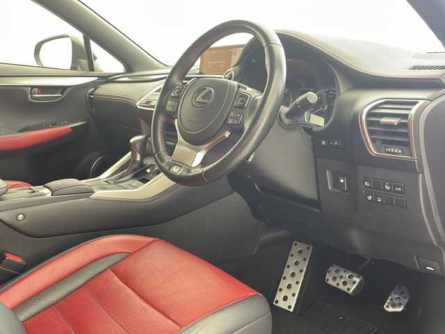 レクサス ＮＸ 300h Fスポーツ 沖縄県 2020(令2)年 4.1万km レッドマイカクリスタルシャイン 純正ナビ　/フルセグＴＶ　/パノラミックビューモニター　/前後ドライブレコーダー　/パワーバックドア　/赤レザーシート　/パワーシート　/エアシート　/シートヒーター　/ステアリングヒーター　/パドルシフト　/ＥＴＣ２．０