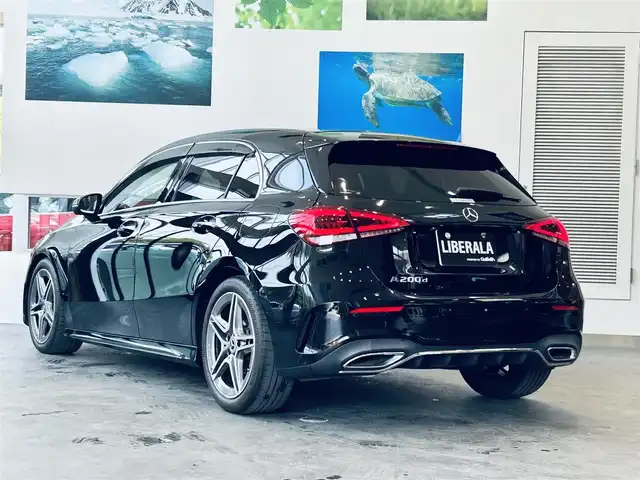 メルセデス・ベンツ Ａ２００ｄ AMGライン 大阪府 2021(令3)年 5.1万km コスモスブラック レザーエクスクルーシブP/アドバンスドP/レーダーセーフティ/サンルーフ/HUD/ACC/赤黒革/メモリ付きパワーシート/シートヒーター/純正ナビ/TV/３６０度カメラ/純正18インチAW/LEDヘッドライト/アンビエントライト/ブラインドスポット/ETC/ドラレコ/レーダー探知機/デジタルインナーミラー