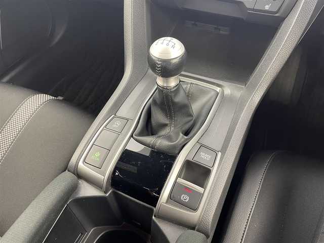 ホンダ シビック ハッチバック 大分県 2021(令3)年 4.3万km クリスタルブラックパール 6MT/純正ナビゲーション/(AM/FM/CD/DVD/BT/TV)/バックカメラ/ホンダセンシング/衝突軽減ブレーキ/レーンキープアシスト/アダクティブクルーズコントロール/LEDヘッドライト/フォグランプ/ハーフレザーシート/シートヒーター/前席パワーシート/ETC2.0/電動パーキングブレーキ/オートブレーキホールド/スマートキー/プッシュスタート