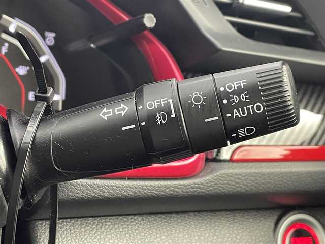 ホンダ シビック ハッチバック 大分県 2021(令3)年 4.3万km クリスタルブラックパール 6MT/純正ナビゲーション/(AM/FM/CD/DVD/BT/TV)/バックカメラ/ホンダセンシング/衝突軽減ブレーキ/レーンキープアシスト/アダクティブクルーズコントロール/LEDヘッドライト/フォグランプ/ハーフレザーシート/シートヒーター/前席パワーシート/ETC2.0/電動パーキングブレーキ/オートブレーキホールド/スマートキー/プッシュスタート