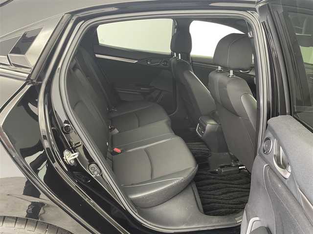 ホンダ シビック ハッチバック 大分県 2021(令3)年 4.3万km クリスタルブラックパール 6MT/純正ナビゲーション/(AM/FM/CD/DVD/BT/TV)/バックカメラ/ホンダセンシング/衝突軽減ブレーキ/レーンキープアシスト/アダクティブクルーズコントロール/LEDヘッドライト/フォグランプ/ハーフレザーシート/シートヒーター/前席パワーシート/ETC2.0/電動パーキングブレーキ/オートブレーキホールド/スマートキー/プッシュスタート