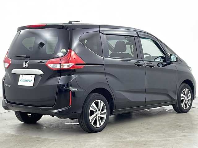 ホンダ フリード G ホンダセンシング 道央・札幌 2020(令2)年 5万km クリスタルブラックパール ・寒冷地仕様/・純正ナビ&CD&DVD&BT/・両側パワースライドドア/・バックカメラ/・ホンダセンシング/・レーダークルーズコントロール/・先行車発進お知らせ機能/・衝突軽減ブレーキシステム/・レーンキープアシスト/・標識認識機能/・横滑り防止装置/・アイドリングストップ/・ECON/・前席シートヒーター/・ハーフレザーシート/・ビルトインETC/・ステアリングスイッチ/・革巻きステアリング/・ドアバイザー/・電動格納ミラー/・純正フロアマット/・プッシュスタート/・LEDヘッドライト/・オートライト/・保証書/・取扱説明書