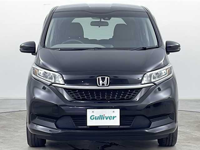 ホンダ フリード G ホンダセンシング 道央・札幌 2020(令2)年 5万km クリスタルブラックパール ・寒冷地仕様/・純正ナビ&CD&DVD&BT/・両側パワースライドドア/・バックカメラ/・ホンダセンシング/・レーダークルーズコントロール/・先行車発進お知らせ機能/・衝突軽減ブレーキシステム/・レーンキープアシスト/・標識認識機能/・横滑り防止装置/・アイドリングストップ/・ECON/・前席シートヒーター/・ハーフレザーシート/・ビルトインETC/・ステアリングスイッチ/・革巻きステアリング/・ドアバイザー/・電動格納ミラー/・純正フロアマット/・プッシュスタート/・LEDヘッドライト/・オートライト/・保証書/・取扱説明書
