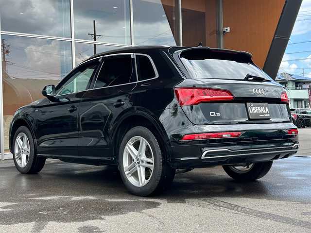 アウディ Ｑ５ 40TDIクワトロ スポーツ 岐阜県 2020(令2)年 4.8万km ミトスブラックメタリック Sラインパッケージ/４WD/サンルーフ/アウディプレセンス/アダプティブクルーズコントロール/アクティブレーンアシスト/アウディプレセンスシティ/マトリクスLEDヘッドライト/MMIナビゲーション/フルセグTV/AppleCarPlay/AndroidAuto/360°カメラ/オートマチックテールゲート