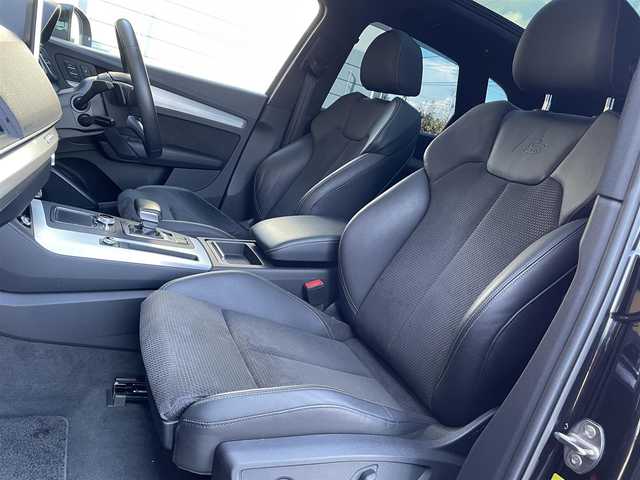 アウディ Ｑ５ 40TDIクワトロ スポーツ 岐阜県 2020(令2)年 4.8万km ミトスブラックメタリック Sラインパッケージ/４WD/サンルーフ/アウディプレセンス/アダプティブクルーズコントロール/アクティブレーンアシスト/アウディプレセンスシティ/マトリクスLEDヘッドライト/MMIナビゲーション/フルセグTV/AppleCarPlay/AndroidAuto/360°カメラ/オートマチックテールゲート