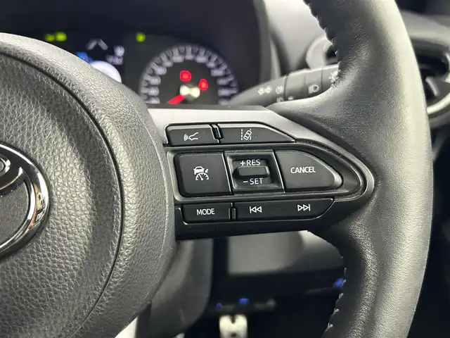 トヨタ ＧＲヤリス RZ ハイパフォーマンス 愛知県 2021(令3)年 3万km スーパーホワイトⅡ トヨタセーフティセンス/JBLプレミアムサウンド/純正ナビ/（Bluetooth/フルセグTV/AM/FM/USB）/バックカメラ/ドラレコ/HUD/BSM/ETC2.0/ハーフレザー/シートH/防眩ミラー/電動格納ミラー/オートライト/本革巻ステアリングホイール/ステアリングリモコン/GRフロアマット/純正LEDライト/純正18インチAW