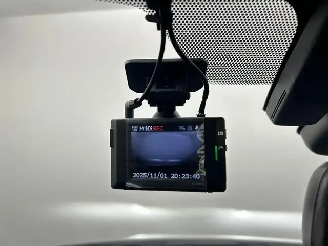 トヨタ ＧＲヤリス RZ ハイパフォーマンス 愛知県 2021(令3)年 3万km スーパーホワイトⅡ トヨタセーフティセンス/JBLプレミアムサウンド/純正ナビ/（Bluetooth/フルセグTV/AM/FM/USB）/バックカメラ/ドラレコ/HUD/BSM/ETC2.0/ハーフレザー/シートH/防眩ミラー/電動格納ミラー/オートライト/本革巻ステアリングホイール/ステアリングリモコン/GRフロアマット/純正LEDライト/純正18インチAW