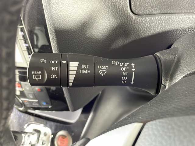日産 セレナ HWS S HV Vセレ +Sefty 広島県 2015(平27)年 5.3万km ダイヤモンドブラック エマージェンシーブレーキ/レーンキープアシスト/クルーズコントロール/社外ナビ/・CD/DVD/BT/フルセグ/バックカメラ/両側パワースライドドア/ETC/HID/フォグライト/オートライト/スマートキー/プッシュスタート/純正16インチアルミホイール(195/60/R16）/純正フロアマット