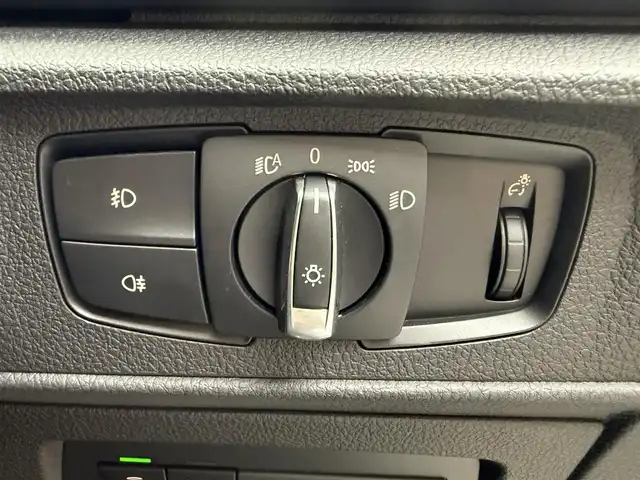 ＢＭＷ １１８ｄ Mスポーツ 静岡県 2017(平29)年 2.5万km アルピンホワイトⅢ 純正ナビ/(CD/DVD/Bluetooth/USB)/インテリジェントセーフティ/バックカメラ/クルーズコントロール/レーンキープアシスト/PDC/キーレスキー/ETC/ドライブレコーダー/フロアマット/純正17インチアルミホイール/フロントフォグランプ