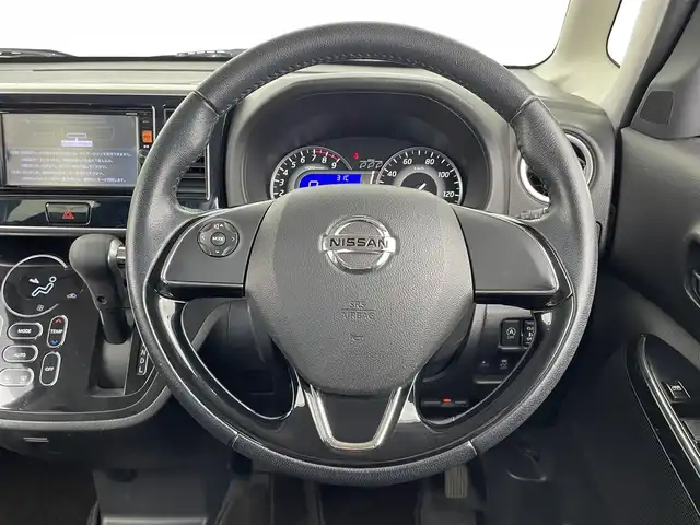 日産 デイズ ルークス HWS X Vセレクション 大分県 2015(平27)年 9.6万km スパークリングレッドM 純正ナビ/（CD/DVD/BT/AM/FM)/フルセグTV/バックカメラ/ETC/両側パワースライドドア/衝突軽減ブレーキ/前方ドライブレコーダー/HIDヘッドライト/フォグランプ/スマートキー/電動格納ミラー/純正ドアバイザー/純正フロアマット/取扱説明書・保証書