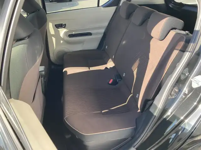 トヨタ アクア G 静岡県 2013(平25)年 5万km ブラックマイカ 純正HDDナビ(NHZD-W62G)/　AM FM CD DVD Bluetooth　ワンセグ/アイドリングストップ/オートライト/ISOFIX/ドアバイザー/電動格納ミラー/取扱説明書・保証書/ETC/LEDオートヘッドランプ/スマートキー2本