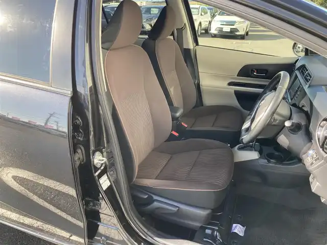 トヨタ アクア G 静岡県 2013(平25)年 5万km ブラックマイカ 純正HDDナビ(NHZD-W62G)/　AM FM CD DVD Bluetooth　ワンセグ/アイドリングストップ/オートライト/ISOFIX/ドアバイザー/電動格納ミラー/取扱説明書・保証書/ETC/LEDオートヘッドランプ/スマートキー2本