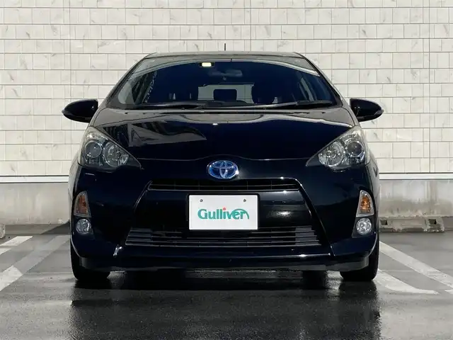 トヨタ アクア G 静岡県 2013(平25)年 5万km ブラックマイカ 純正HDDナビ(NHZD-W62G)/　AM FM CD DVD Bluetooth　ワンセグ/アイドリングストップ/オートライト/ISOFIX/ドアバイザー/電動格納ミラー/取扱説明書・保証書/ETC/LEDオートヘッドランプ/スマートキー2本