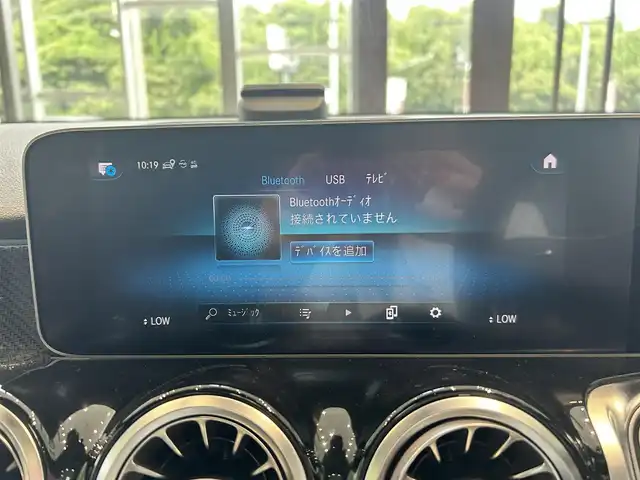メルセデス・ベンツ ＧＬＢ２００ｄ AMGライン 大阪府 2020(令2)年 1.8万km ポーラホワイト レーダーセーフティP/パノラマサンルーフ/ハーフレザー/メモリ付きパワーシート/シートヒーター/純正ナビ/TV/360度カメラ/ACC/純正19インチAW/LEDヘッドライト/アンビエントライト/電動リアゲート/クリアランスソナー/ブラインドスポット/ワイヤレス充電/ETC/ドラレコ/パドルシフト/ルーフレール