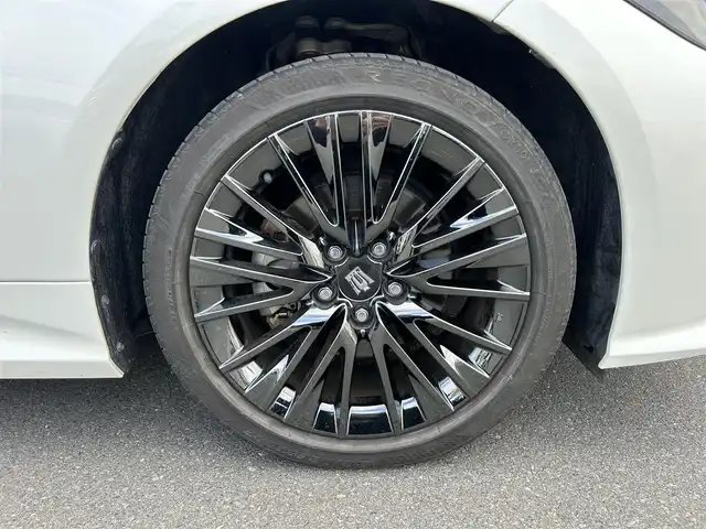 トヨタ クラウン ハイブリッド S スポーツスタイル 静岡県 2020(令2)年 3.5万km ホワイトパールクリスタルシャイン 純正8インチSDナビ/スーパーライブサウンドシステム/トヨタセーフティーセンス/フルセグTV/BTオーディオ/CD/DVD/AUX/パドルシフト/BSM/USB/バックモニター/前席パワーシート/純正フロアマット/純正18AW/追従クルコン/オートハイビーム