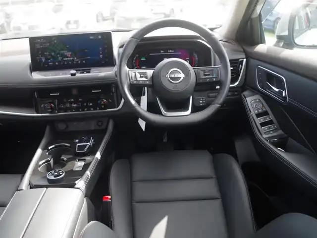 日産 エクストレイル G e－4ORCE 千葉県 2023(令5)年 0.3万km ブリリアントシルバー エマージェンシーブレーキ/プロパイロット/インテリジェントクルーズコントロール/インテリジェントルームミラー/ヘッドアップディスプレイ/9インチ純正コネクトナビ/地デジTV/【Bluetooth接続】/アラウンドビューモニター/ドライブレコーダー（前後撮影）/革巻きステアリング/ステアリングスイッチ/ETC（2.0）/LEDヘッドライト/フォグライト/ウインカーミラー/コーナーセンサー/純正19インチアルミホイル/サイド/カーテンエアバッグ/インテリジェントキー