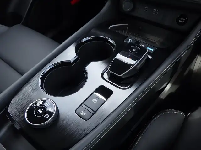 日産 エクストレイル G e－4ORCE 千葉県 2023(令5)年 0.3万km ブリリアントシルバー エマージェンシーブレーキ/プロパイロット/インテリジェントクルーズコントロール/インテリジェントルームミラー/ヘッドアップディスプレイ/9インチ純正コネクトナビ/地デジTV/【Bluetooth接続】/アラウンドビューモニター/ドライブレコーダー（前後撮影）/革巻きステアリング/ステアリングスイッチ/ETC（2.0）/LEDヘッドライト/フォグライト/ウインカーミラー/コーナーセンサー/純正19インチアルミホイル/サイド/カーテンエアバッグ/インテリジェントキー