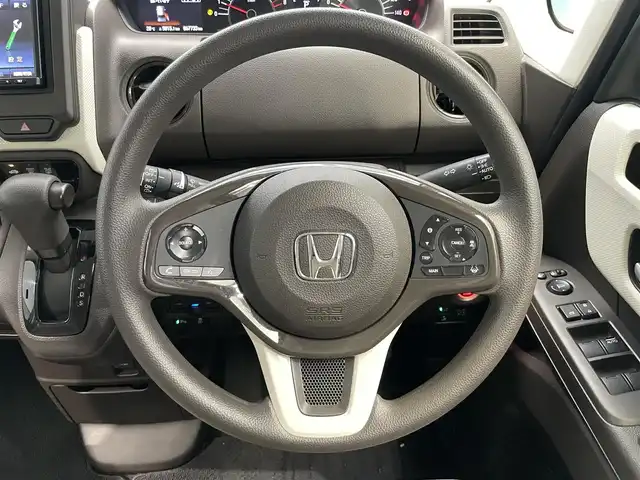 ホンダ Ｎ ＢＯＸ L 鹿児島県 2021(令3)年 6.8万km ルナシルバーM ナビ（CN-BR310B）/ホンダセンシング/追従型クルーズコントロール/レーンキープアシスト/バックカメラ/片側パワースライドドア/前席シートヒーター/前方ドライブレコーダー/後方コーナーセンサー/オートライト/オートマチックハイビーム/純正フロアマット/ETC