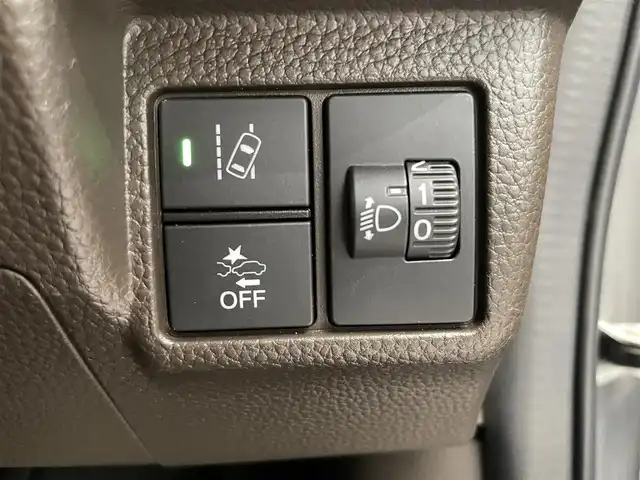 ホンダ Ｎ ＢＯＸ L 鹿児島県 2021(令3)年 6.8万km ルナシルバーM ナビ（CN-BR310B）/ホンダセンシング/追従型クルーズコントロール/レーンキープアシスト/バックカメラ/片側パワースライドドア/前席シートヒーター/前方ドライブレコーダー/後方コーナーセンサー/オートライト/オートマチックハイビーム/純正フロアマット/ETC