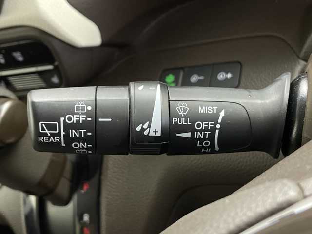 ホンダ Ｎ ＢＯＸ L 鹿児島県 2021(令3)年 6.8万km ルナシルバーM ナビ（CN-BR310B）/ホンダセンシング/追従型クルーズコントロール/レーンキープアシスト/バックカメラ/片側パワースライドドア/前席シートヒーター/前方ドライブレコーダー/後方コーナーセンサー/オートライト/オートマチックハイビーム/純正フロアマット/ETC