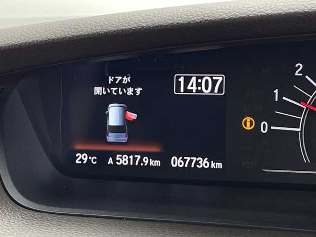 ホンダ Ｎ ＢＯＸ L 鹿児島県 2021(令3)年 6.8万km ルナシルバーM ナビ（CN-BR310B）/ホンダセンシング/追従型クルーズコントロール/レーンキープアシスト/バックカメラ/片側パワースライドドア/前席シートヒーター/前方ドライブレコーダー/後方コーナーセンサー/オートライト/オートマチックハイビーム/純正フロアマット/ETC