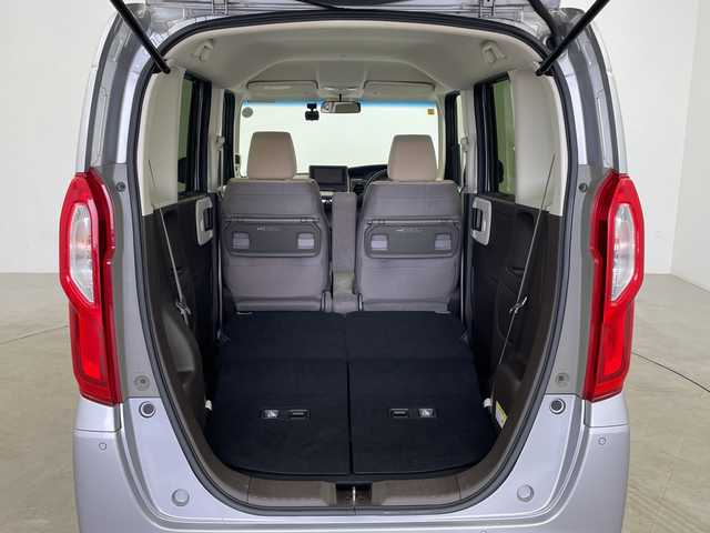 ホンダ Ｎ ＢＯＸ L 鹿児島県 2021(令3)年 6.8万km ルナシルバーM ナビ（CN-BR310B）/ホンダセンシング/追従型クルーズコントロール/レーンキープアシスト/バックカメラ/片側パワースライドドア/前席シートヒーター/前方ドライブレコーダー/後方コーナーセンサー/オートライト/オートマチックハイビーム/純正フロアマット/ETC