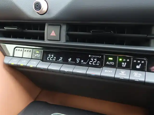 トヨタ クラウン クロスオーバー Z 石川県 2024(令6)年 0.7万km ガンＭ 4WD/プリクラッシセーフティ/レザーシート/シートヒーター/シートクーラー/レーンキープアシスト/クルーズコントロール/ETC/BSM/パノラミックビューモニター