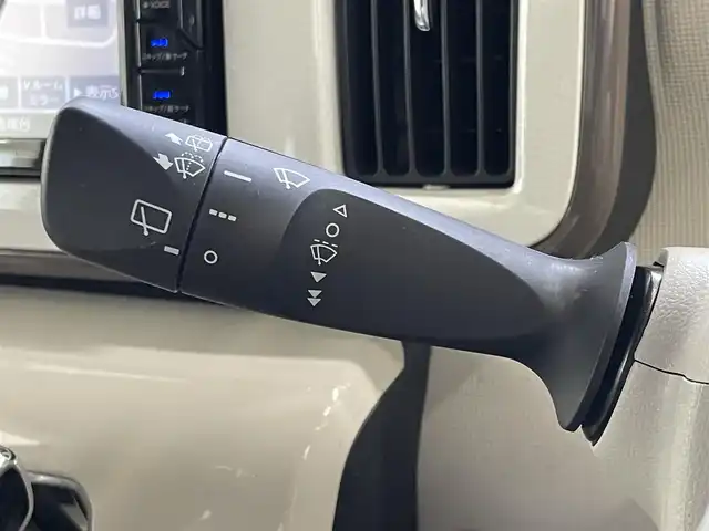 ダイハツ ムーヴ キャンバス G メイクアップ リミテッド　SAⅢ 宮城県 2019(令1)年 6.4万km パールホワイトⅢ/スムースグレーマイカメタリック 2トーン 4WD/社外ＳＤナビ/（ＦＭ／ＡＭ／ＣＤ／Ｂｌｕｅｔｏｏｔｈ）　/ワンセグテレビ　/衝突被害軽減装置　/全方位カメラ/バックカメラ/両側パワースライドドア　/アイドリングストップ　/横滑り防止装置　/オートマチックハイビーム/オートライト/LEDライト/ドライブレコーダー（前方）/スマートキー/プッシュスタート/ＥＴＣ/エンジンスターター/スタッドレス社外AW/（155/65R14/7mm）